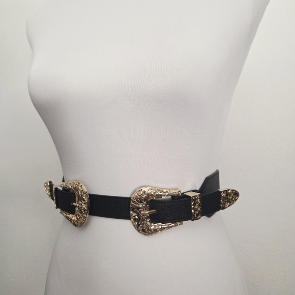 Stretchy Black Double Textured Buckle Belt - Picture 6 of 9